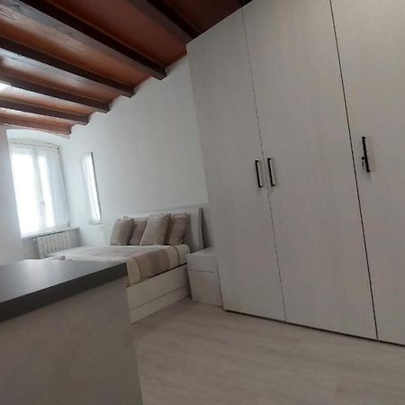 ベルガモLoftcentreアパートメント エクステリア 写真